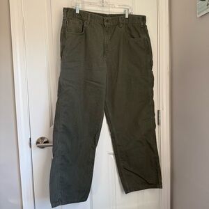 Carhartt Men's Dark Olive Cargo Loose Fit Pants, 38x30. Used- Great Condition